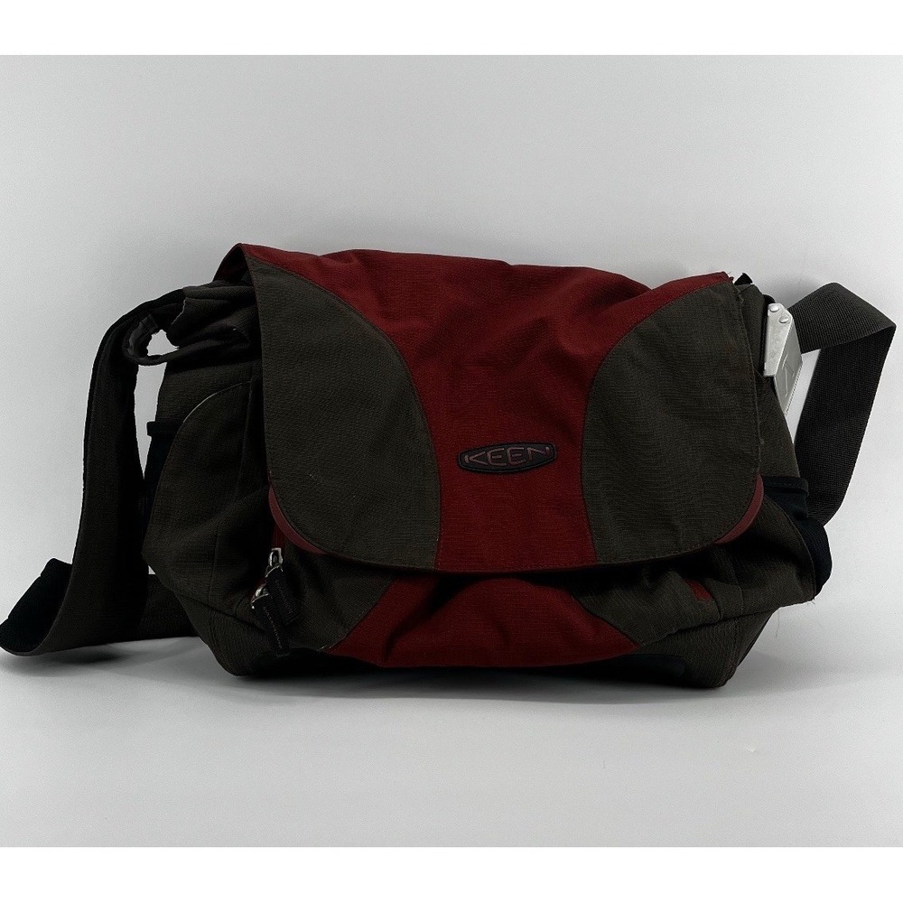 Keen Alameda Laptop Messenger Crossbody Bag Red